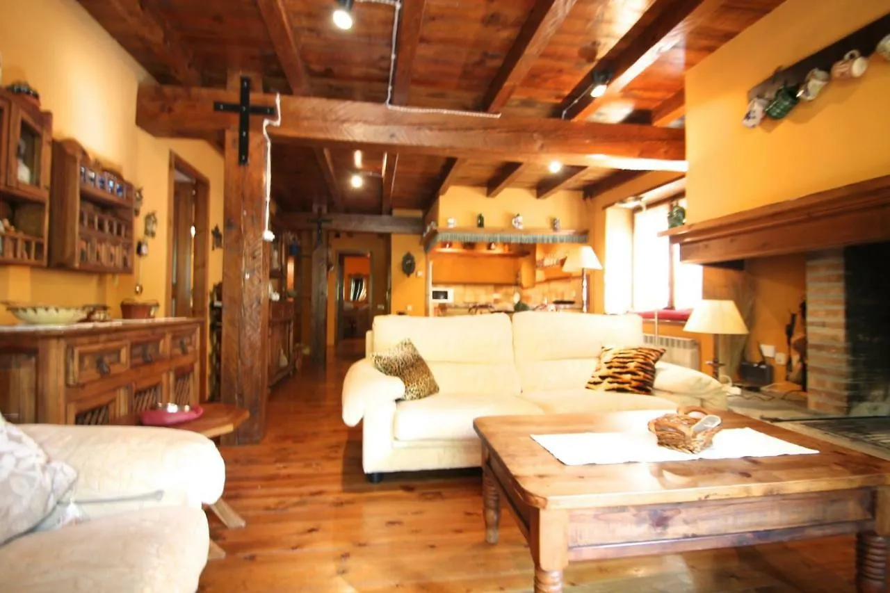 Apartamento Pleta Aldosa, Casa rustica con chimenea y jardin, Zona Vallnord La Massana