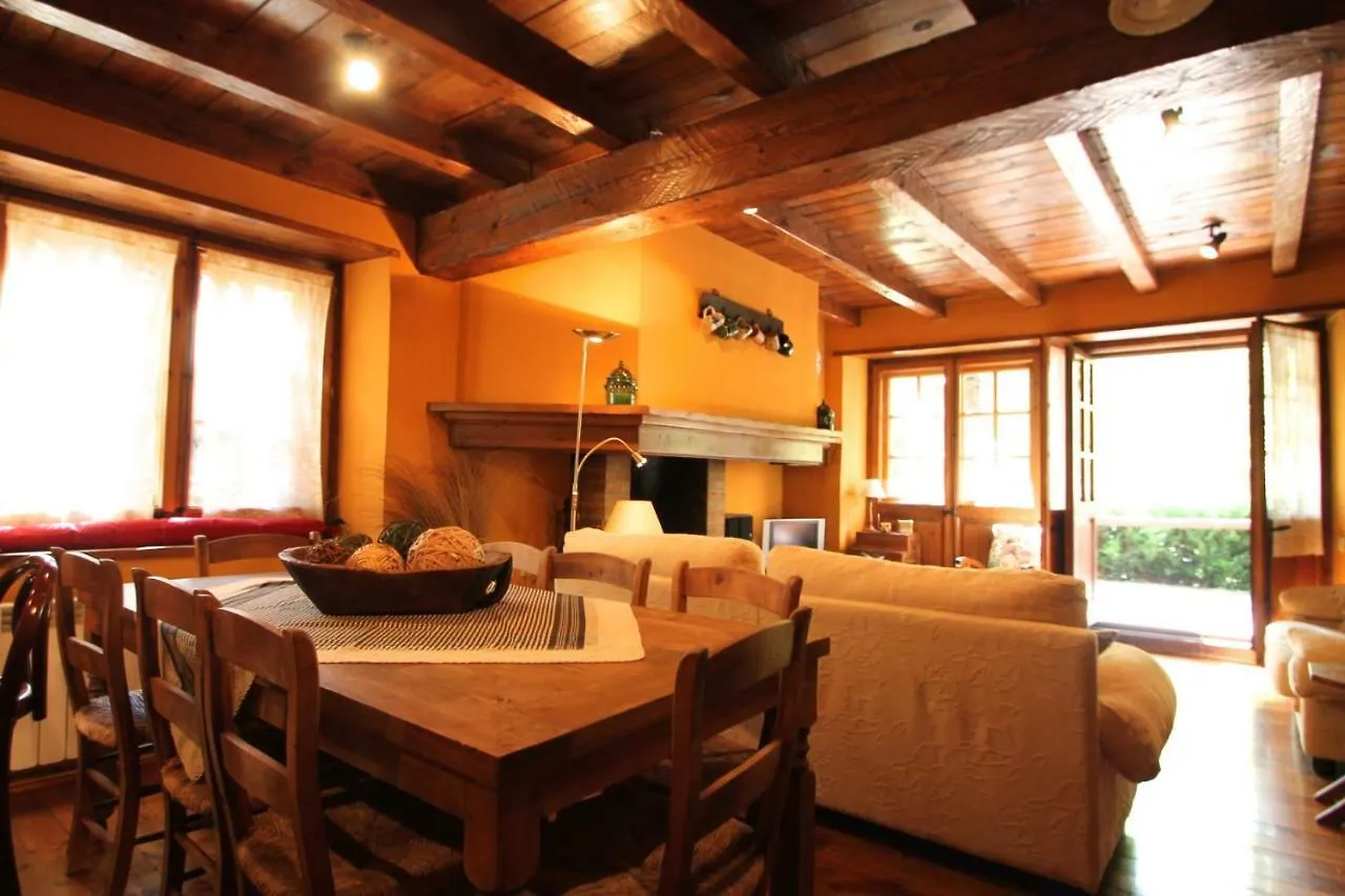 Apartamento Pleta Aldosa, Casa rustica con chimenea y jardin, Zona Vallnord La Massana